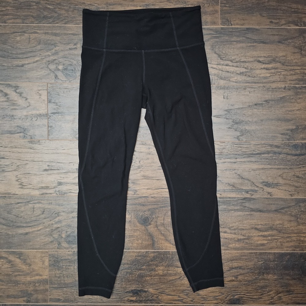 Athleta Capri‎ Cropped Leggings Women's  Small Black Yoga Pants Mid Rise